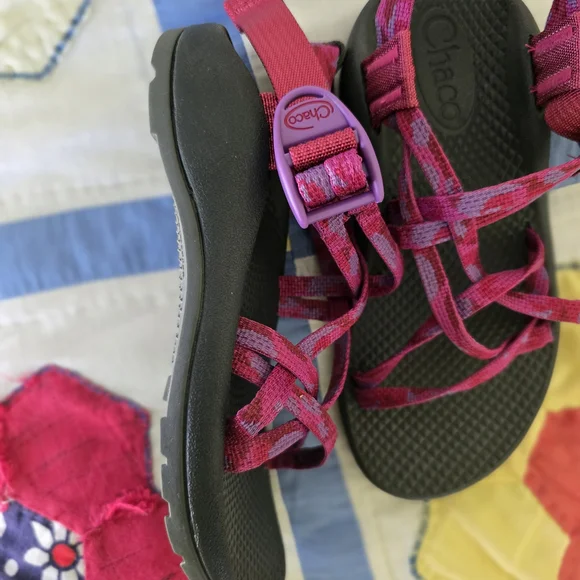 Chaco Fuchsia Strappy Sandals - Picture 4 of 5